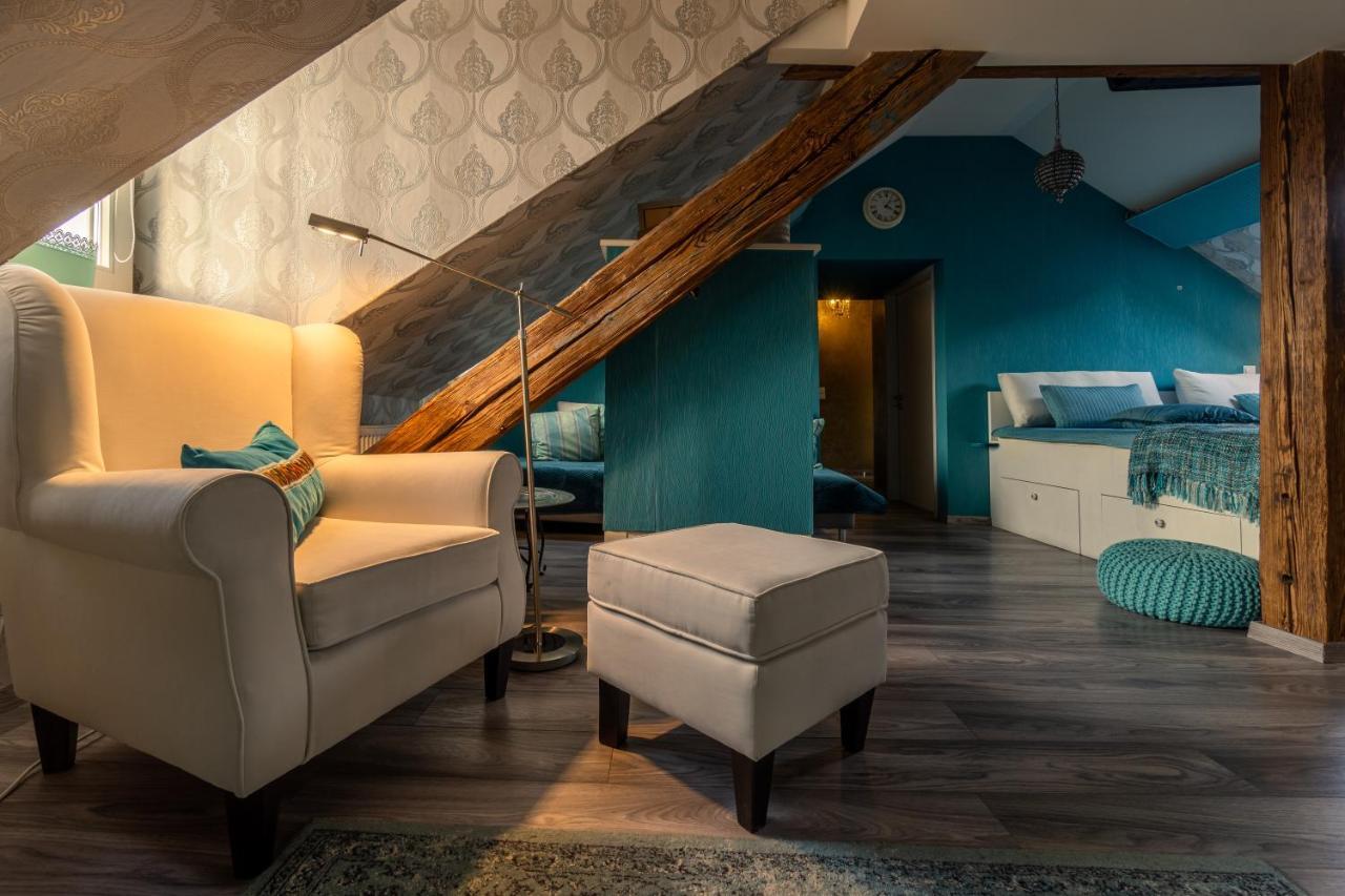 Oriental Cozy Loft - Orientalisches Gemuetliches Loft Apartment Weibern Bagian luar foto